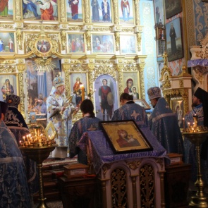 Полицейские Ачинска приняли участие в праздновании Дня Казанской Божией Матери