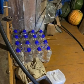 У ачинца изъяли особо крупную партию алкоголя на 1,5 млн рублей