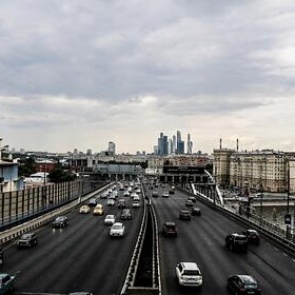 В России решили ограничить использование личных автомобилей