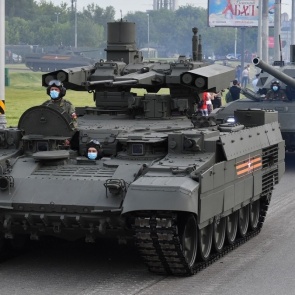 Российские военные применили на Украине «Терминаторы»