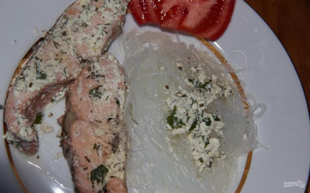 Красная рыба под сливочным соусом