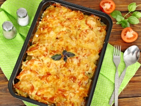 МЯСО ПО-ФРАНЦУЗСКИ С КАРТОШКОЙ И ПОМИДОРАМИ