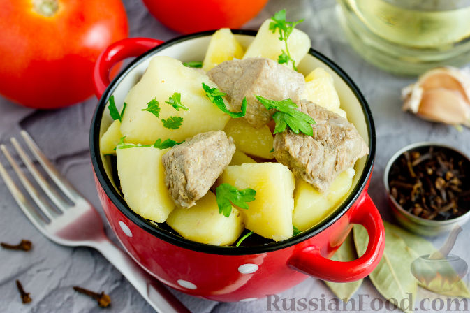 Шкиперский горшочек (картофель, тушенный с говядиной)