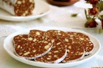 Сладкая колбаска со сгущенкой