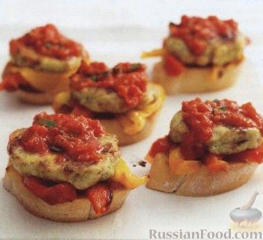 Куриные котлетки с острым томатным соусом