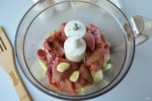 Кабачки, фаршированные индейкой