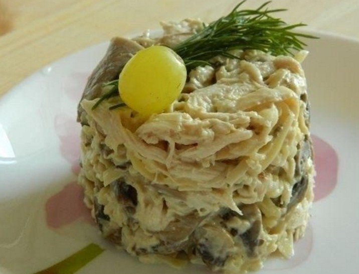 ГРИБНОЙ САЛАТ С КУРИЦЕЙ