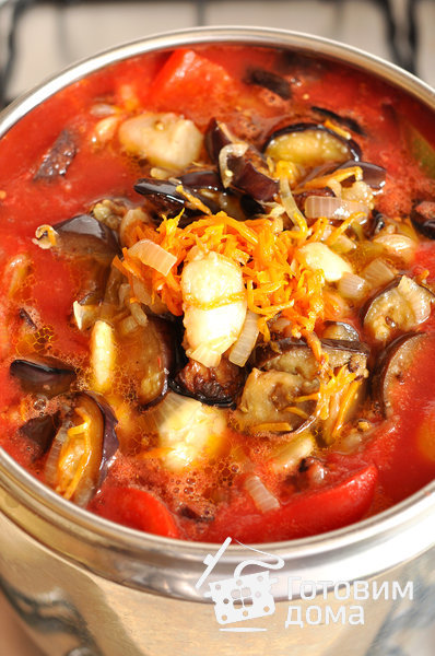 Салат из баклажанов с фасолью