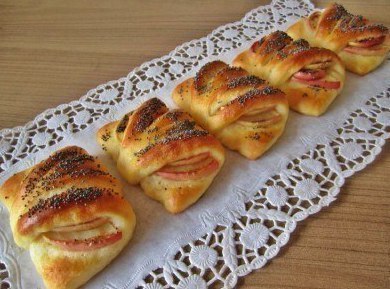 Конвeртики c яблoками из твoрожнoго теcта.
