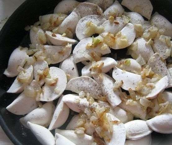 Запеканка из пельменей "Ленивая жена"