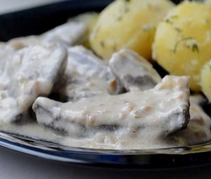 Печень в сметане