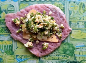 Фламенкины с начинкой из сыра, яйца и зеленого лука