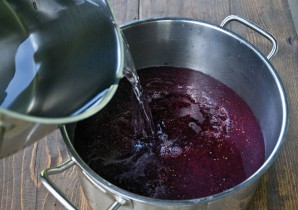 Домашнее вино из смородины без дрожжей