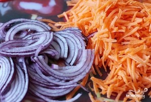 Салат из кальмаров и морской капусты