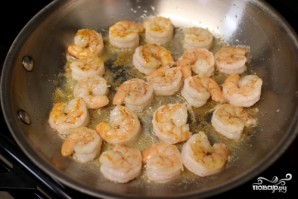 Томатная паста с креветками